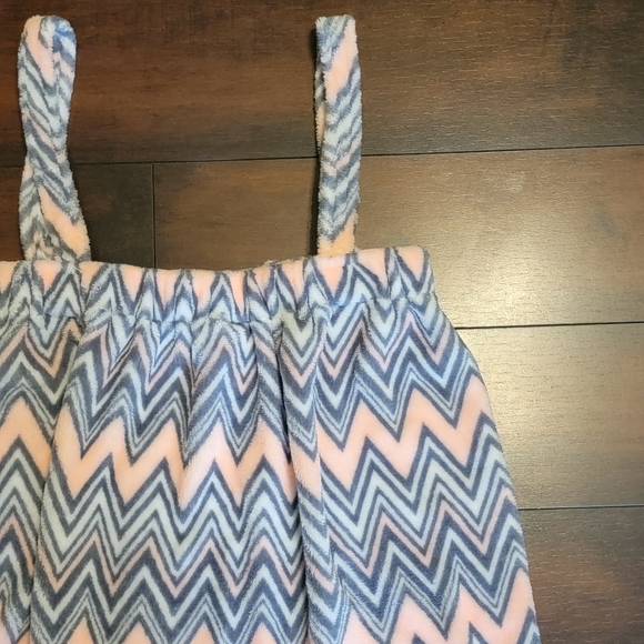 Bobbie Brooks Chevron Towel Dress - Picture 3 of 5